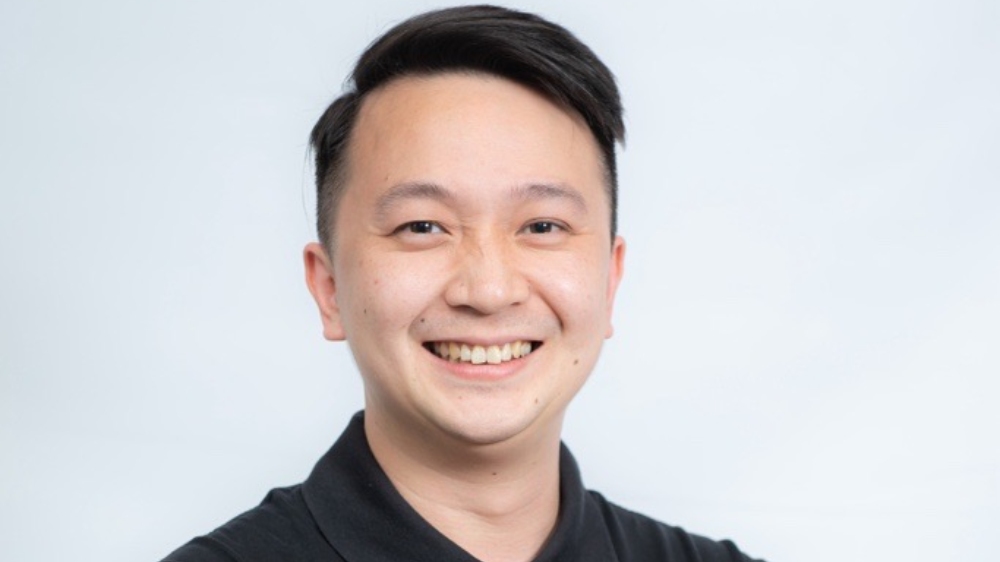 Jin-Hui-celebrates-10-years-at-Gallagher-Security